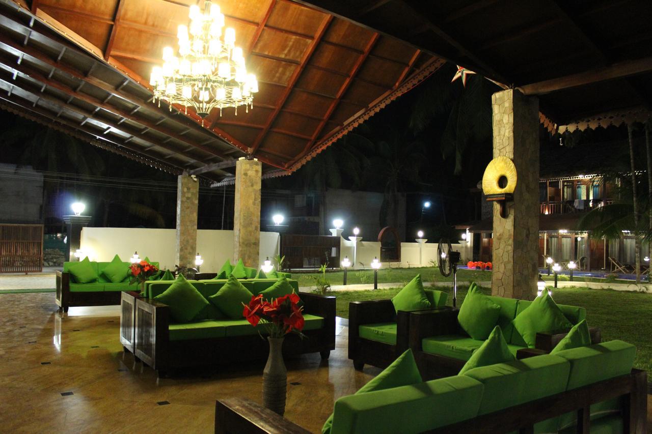 Symphony Summer Sands Beach Resort And Spa Ram Nagar Екстериор снимка
