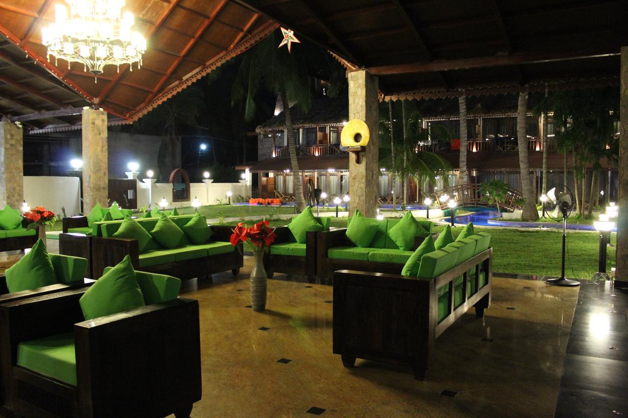 Symphony Summer Sands Beach Resort And Spa Ram Nagar Екстериор снимка