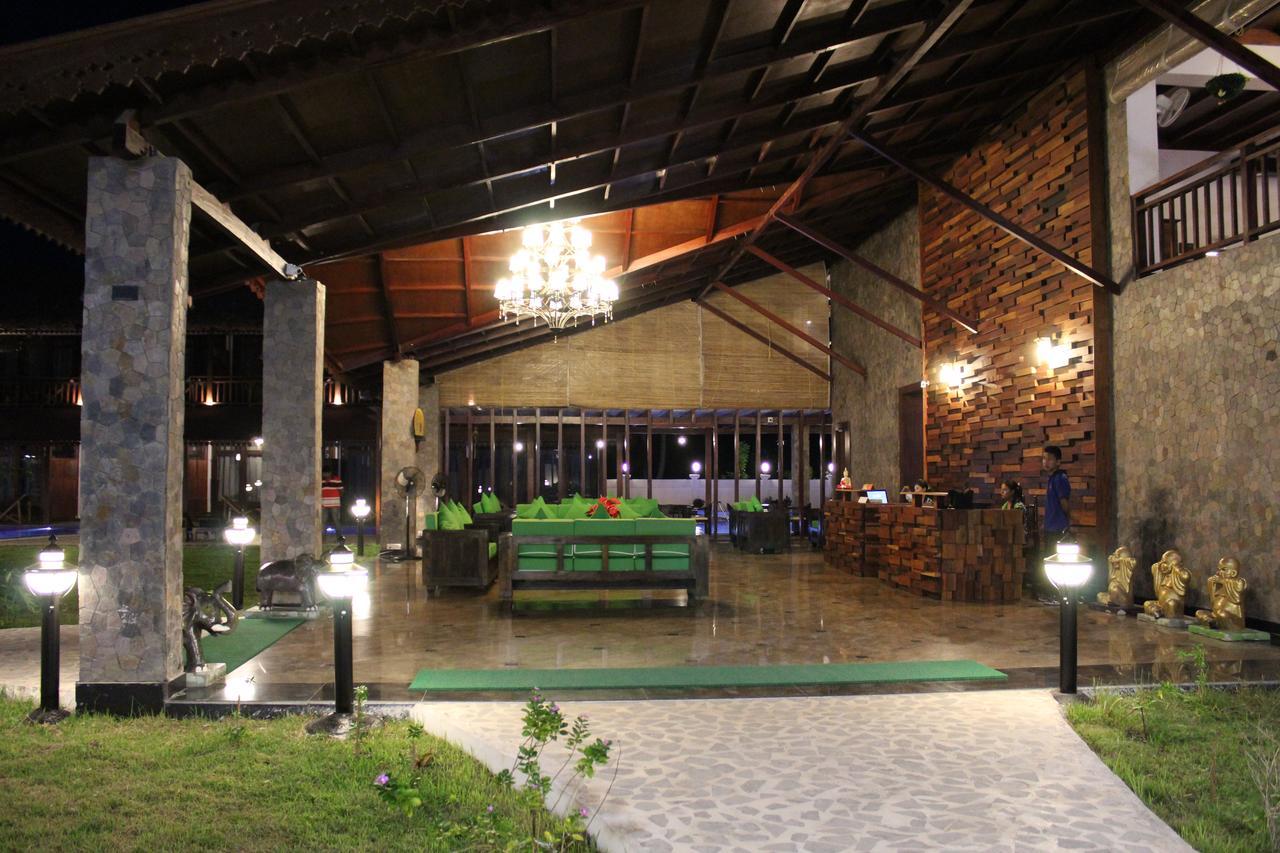 Symphony Summer Sands Beach Resort And Spa Ram Nagar Екстериор снимка