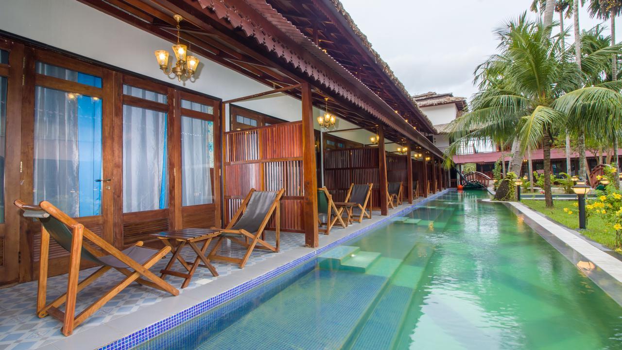Symphony Summer Sands Beach Resort And Spa Ram Nagar Екстериор снимка