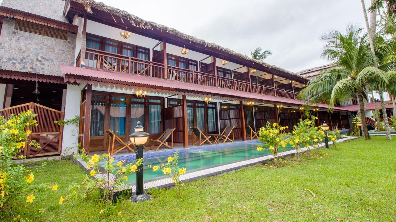 Symphony Summer Sands Beach Resort And Spa Ram Nagar Екстериор снимка